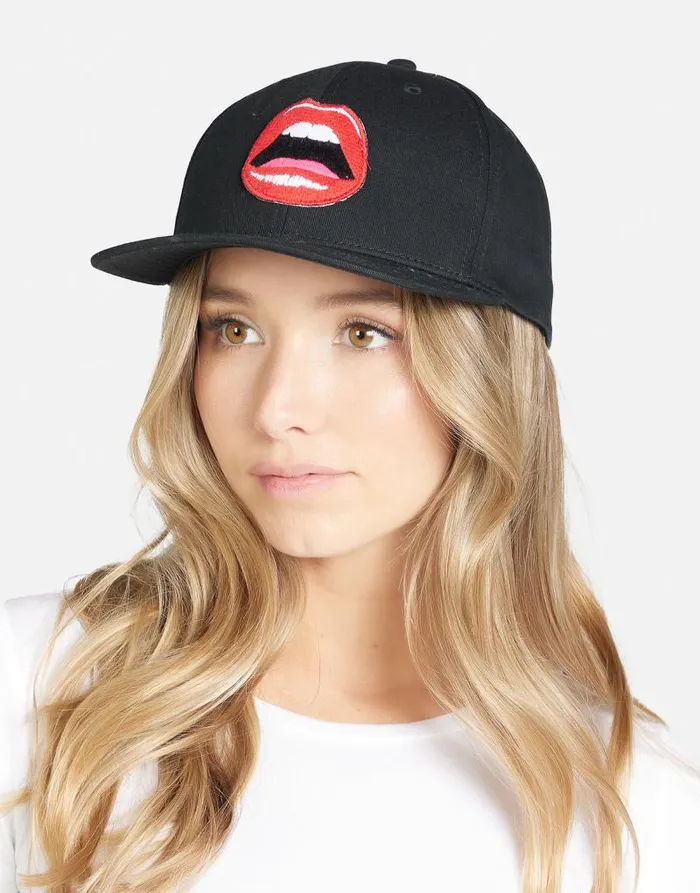 Bay Red Open Lip Patch Black Women Lauren Moshi Hats Bay Red Open Lip Patch Black Women Lauren Moshi Hats