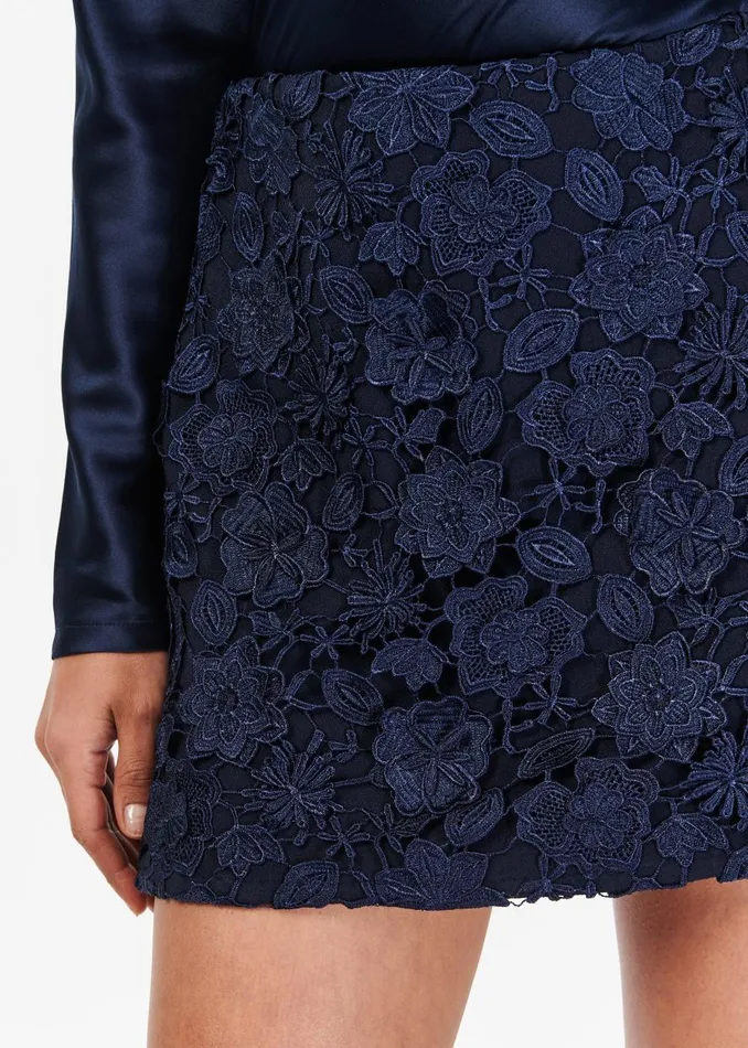 CAMI NYC Bottoms Women Florcienta Lace Skirt Navy