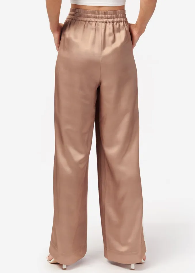 CAMI NYC Bottoms Women Reggie Wide Leg Pant Latte