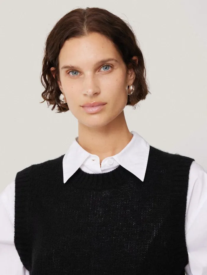 Cashmere Crew Neck Tank Black Women Jigsaw Knitwear and Cashmere