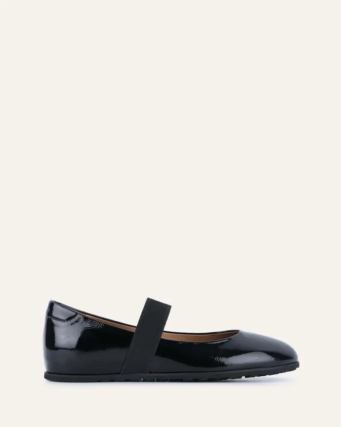 CASUAL Women Hope casual flats black crinkle patent jomercer