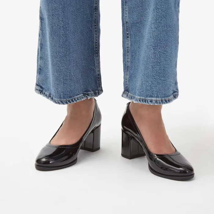 Clarks Black Shoes Freva55 Court Black Patent 8211 Women