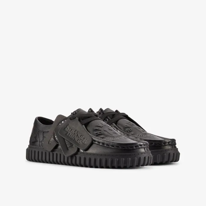 Clarks Boots Stranger Things Torhill Lo Black 8211 Kids