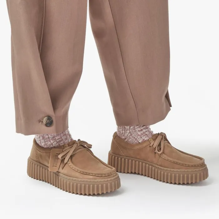 Clarks Flat Shoes Torhill Bee Light Tan Nubuck 8211 Women