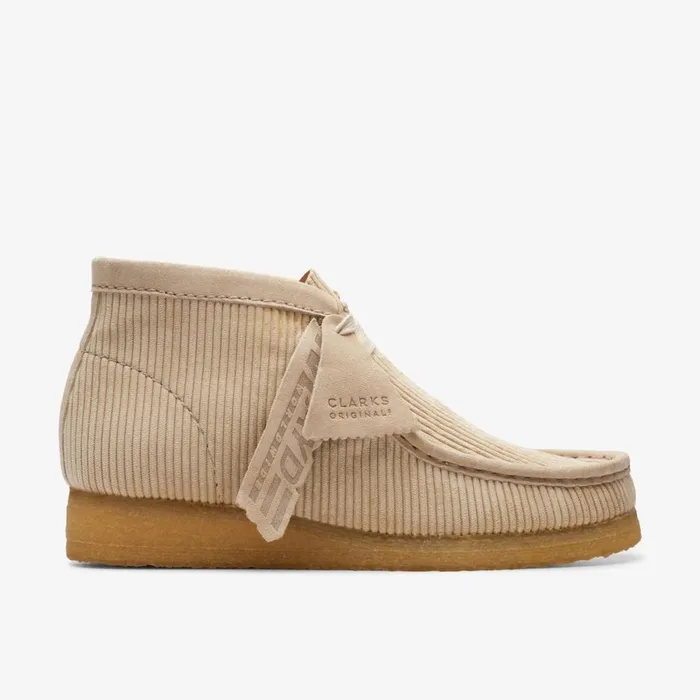 Clarks Lace Up Boots Wallabee Boot Sand Cord 8211 Women