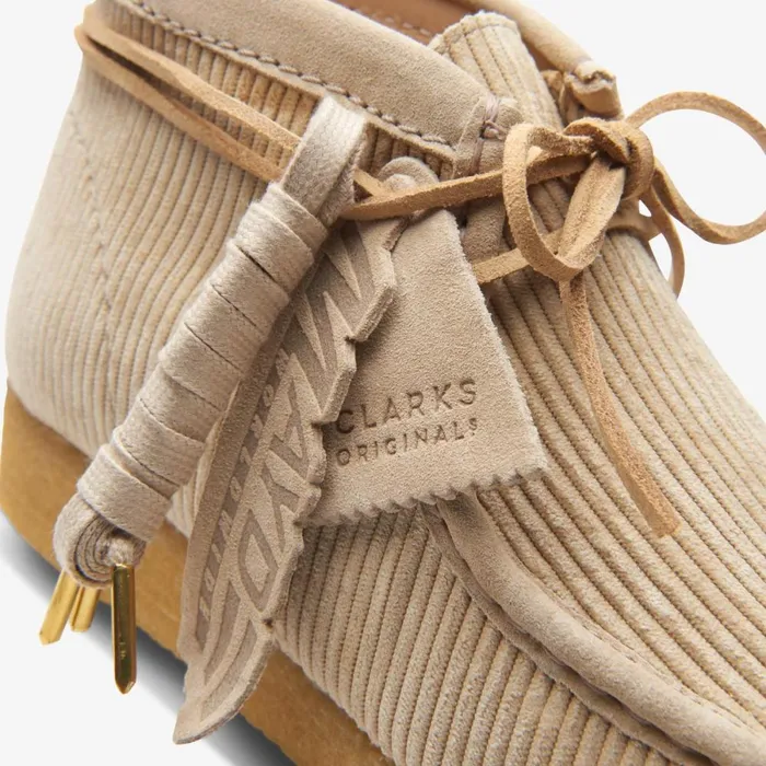 Clarks Lace Up Boots Wallabee Boot Sand Cord 8211 Women