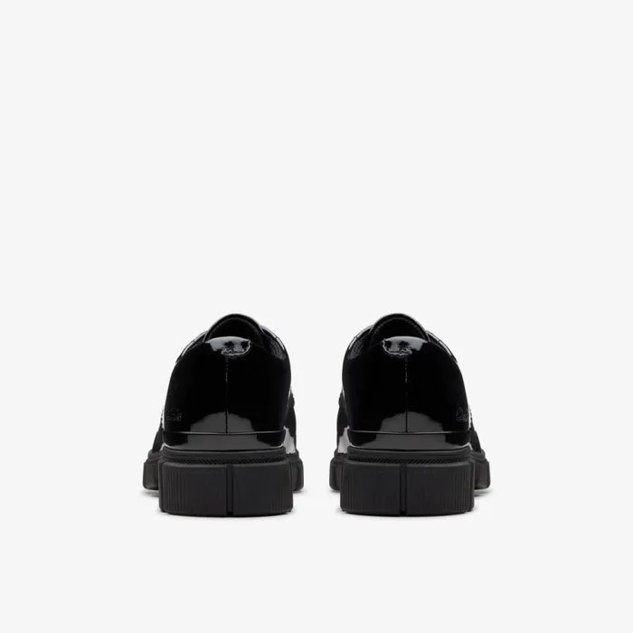Clarks School Shoes Evyn Lace Black Patent 8211 Kids
