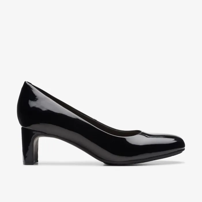 Clarks Wide Fit Shoes Kyndall Iris Black Patent 8211 Women