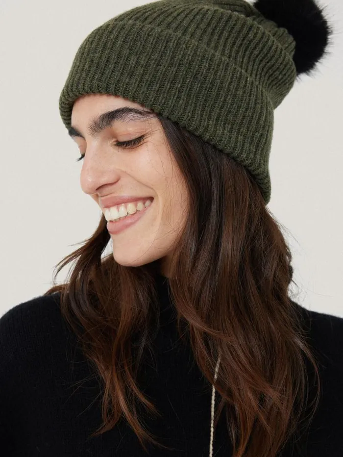 Donegal Pom Hat Green Women Jigsaw Hats and Gloves