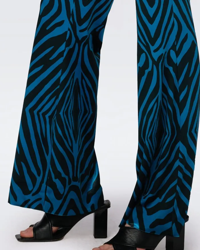 DVF Pants and Shorts Women Ruthette Velvet Pants Huge Zebra Blue