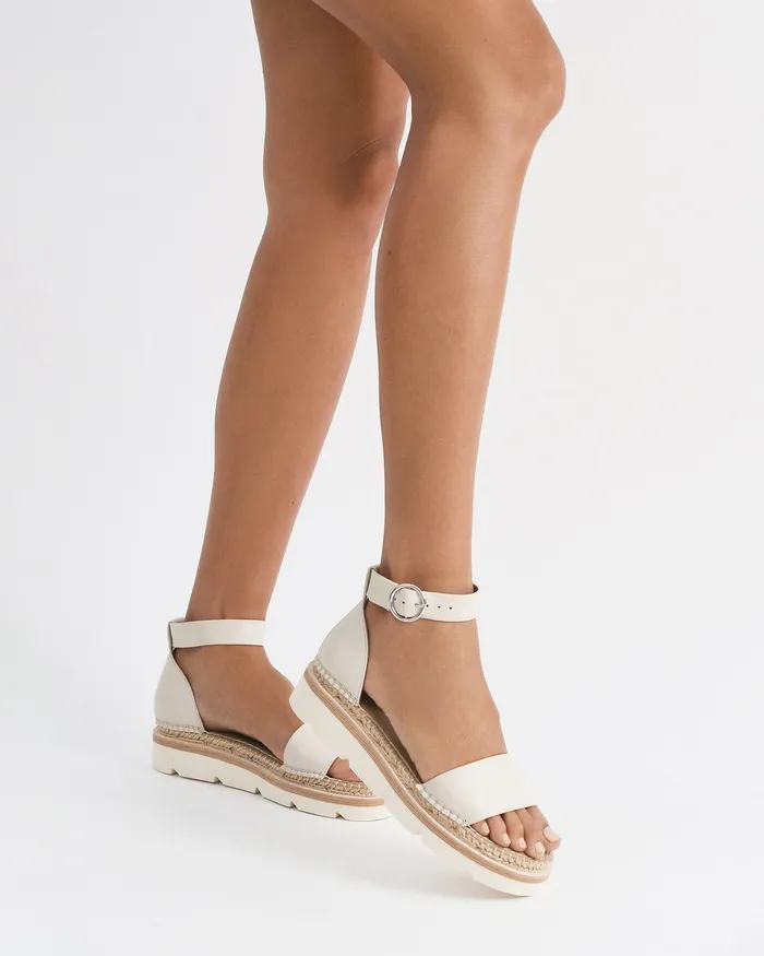 FLAT SANDALS jomercer Women Ivy flat sandals off white leather