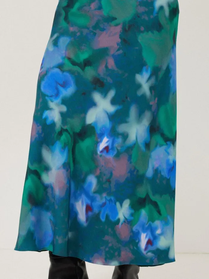 Floral Mist Asymmetric Skirt Green Women Jigsaw Skirts