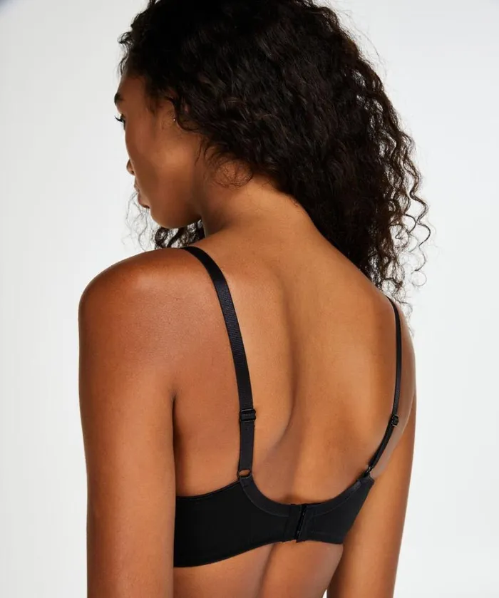 Hunkemller Nina NonPadded Underwired Minimizer Bra 8211 Black Black 8211 Women Hunkemller Nina NonPadded Underwired Minimizer Bra 8211 Black Black 8211 Women
