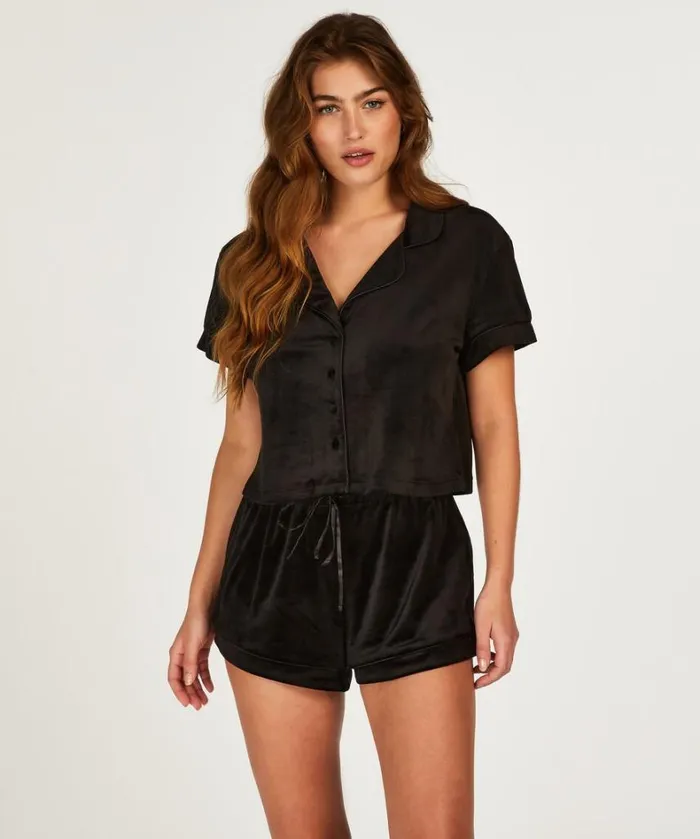 Hunkemller Velvet Shorts 8211 Black Black 8211 Women