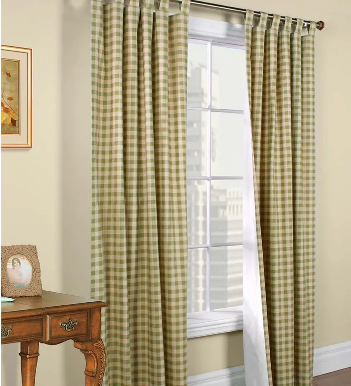 Indoor Living Thermalogic Energy Efficient Insulated Check TabTop Curtain Pairs Plow and Hearth Valances