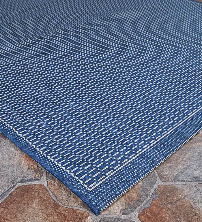 Indoor Living Veranda Textured IndoorOutdoor Polypropylene Rug 20393034 X 110399034 Runner 8211 Black Plow and Hearth Synthetic Rugs