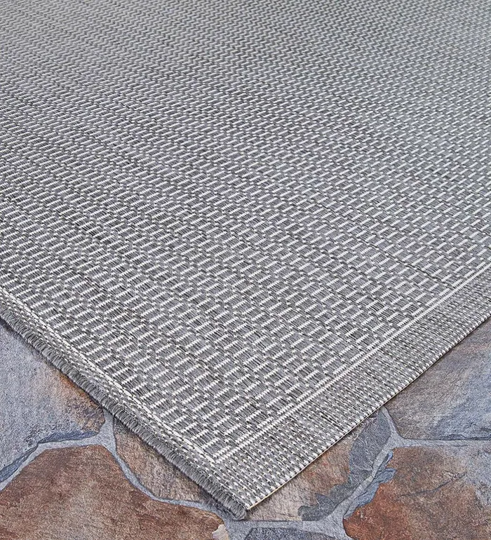 Indoor Living Veranda Textured IndoorOutdoor Polypropylene Rug 20393034 X 110399034 Runner 8211 Black Plow and Hearth Synthetic Rugs