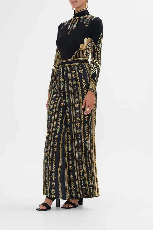 JERSEY TURTLENECK THEY CALLED HER NEFERTARI They Called Her Nefertari Womens Camilla Tees