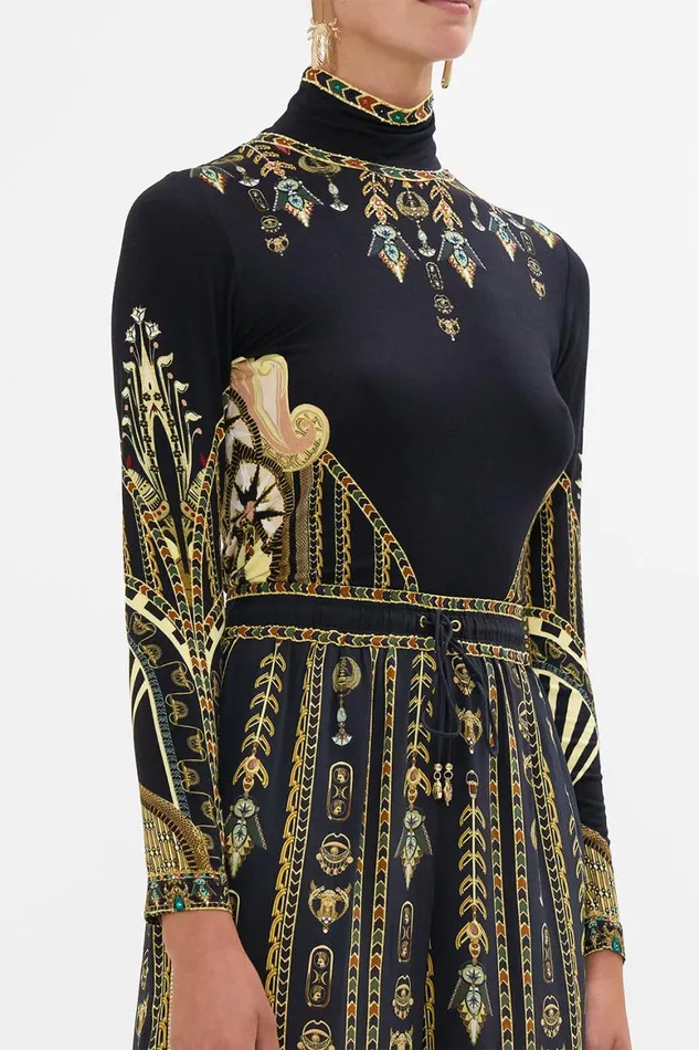 JERSEY TURTLENECK THEY CALLED HER NEFERTARI They Called Her Nefertari Womens Camilla Tees