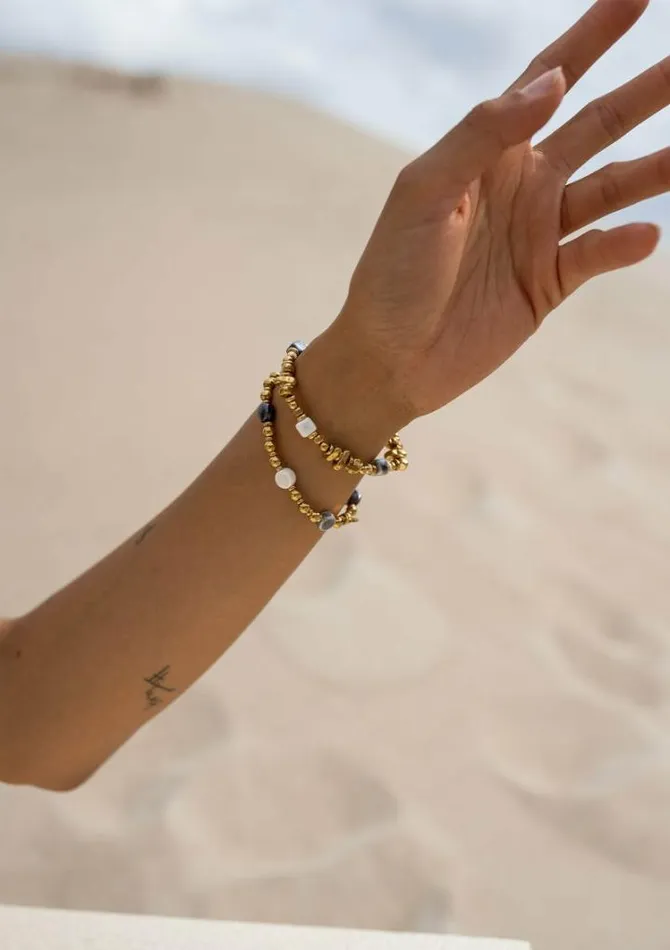 Jewelry and Accessories Bracelets Easy Clothes Golden Carry Bracelet Jewelry and Accessories Bracelets Easy Clothes Golden Carry Bracelet