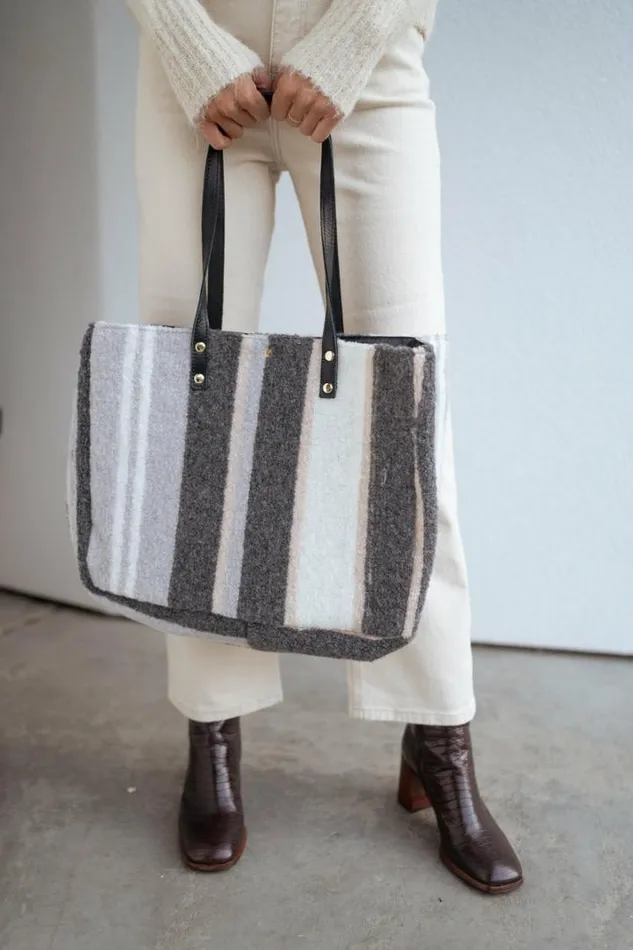 Jewelry and Accessories Handbags Easy Clothes Grey Leah Striped Bag Grey