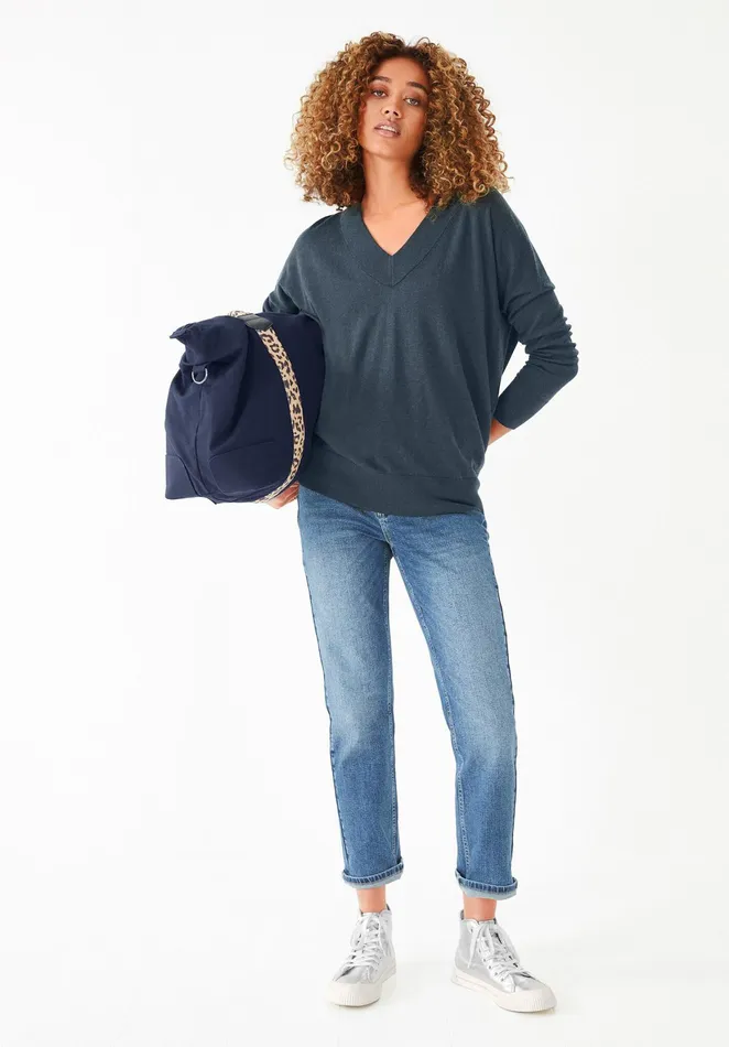 Jumpers and Cardigans Women Hush Bea VNeck Jumper Midnight Navy