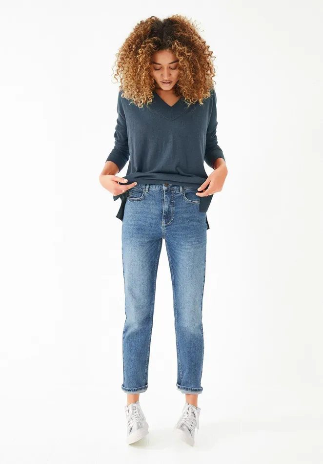 Jumpers and Cardigans Women Hush Bea VNeck Jumper Midnight Navy