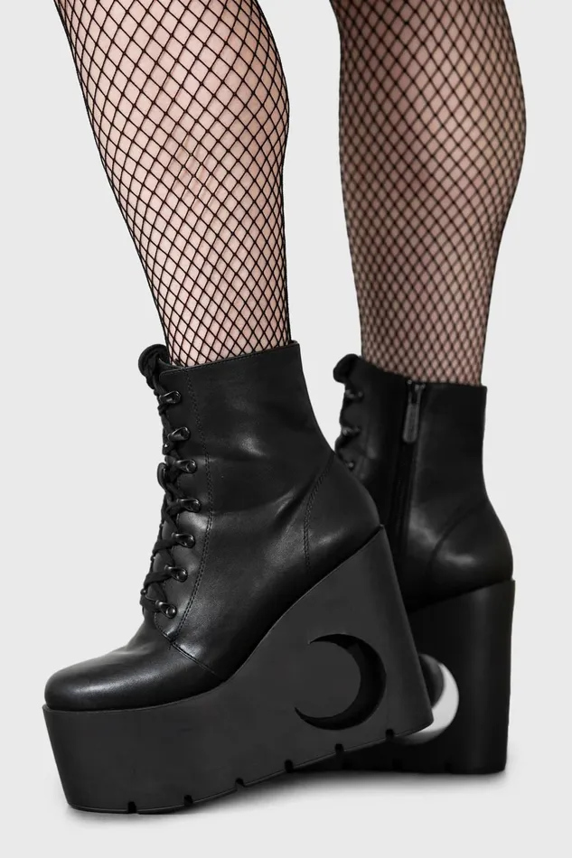 Killstar Platforms Women Crescent Boots