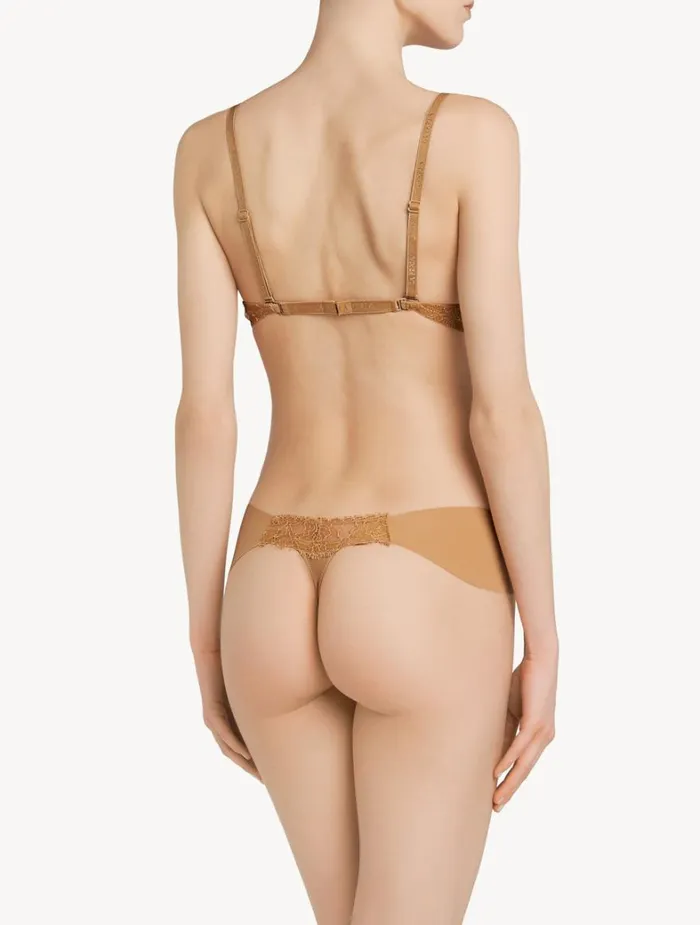 La Perla Luxury Lycra Thong In Nude With Chantilly Lace Women G String and Thong