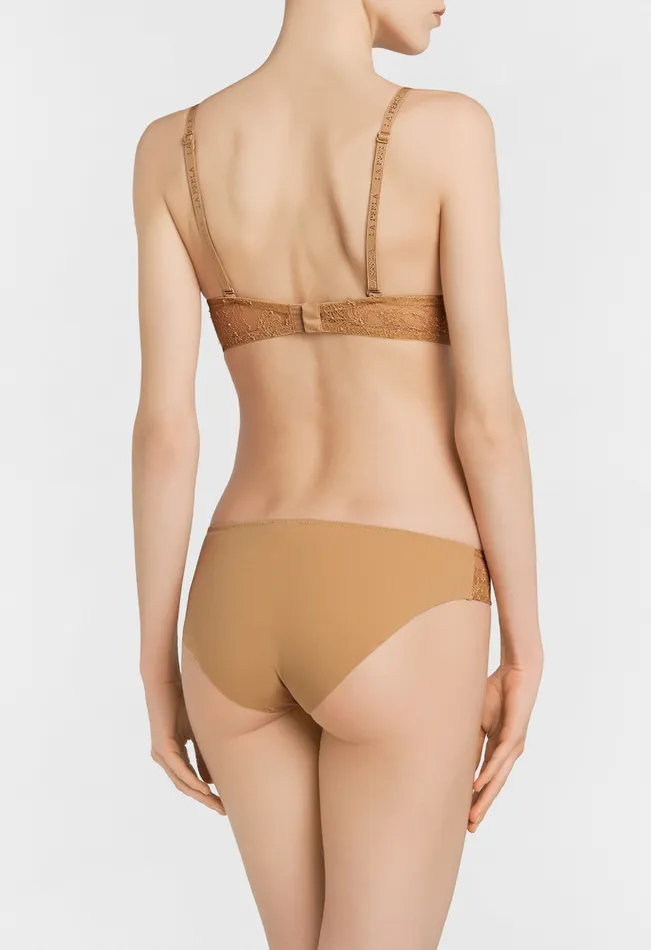 La Perla Lycra Underwired Bra In Nude With Chantilly Lace Women Tshirt