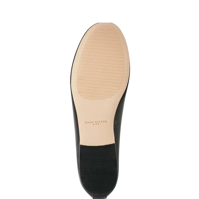Loafers and Flats Women Evie Ballet Flat Black Leather Marc Fisher