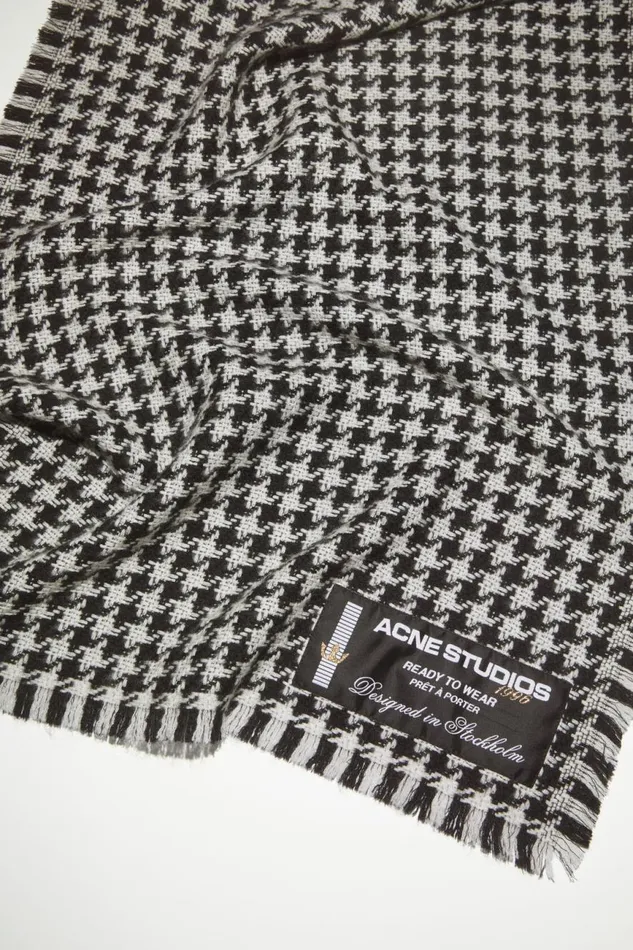 Men Houndstooth Wool Scarf Whiteblack Acne Studios Scarves