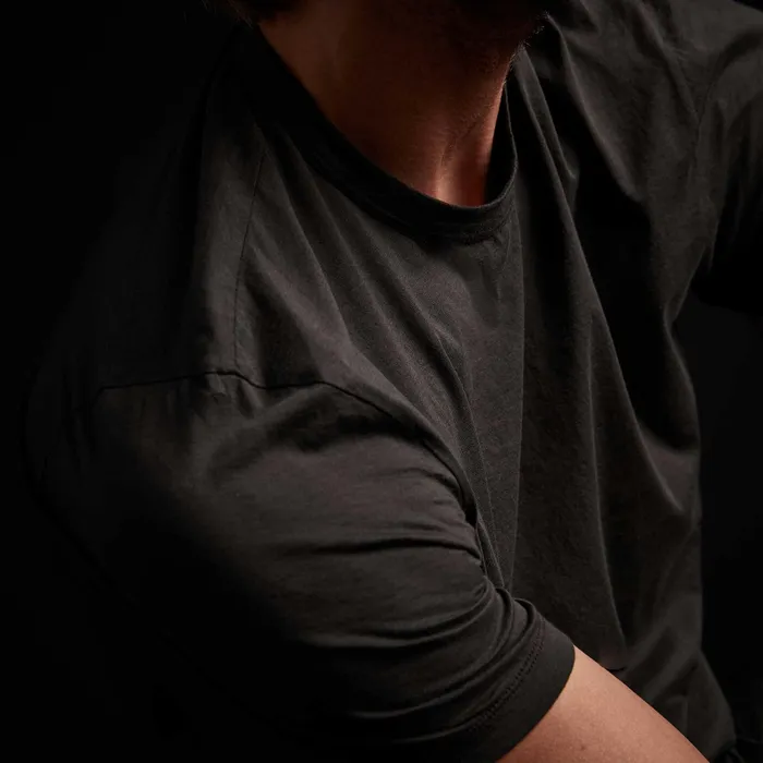 MEN James Perse CLASSICS Luxe Lotus Jersey Tee Carbon