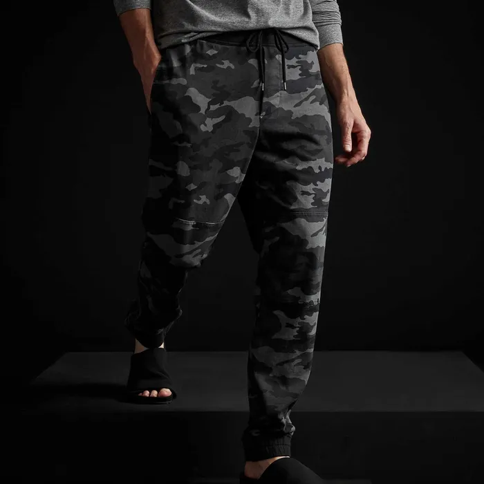 MEN James Perse PANTSDENIM Contrast Camo Jogger Night Camo
