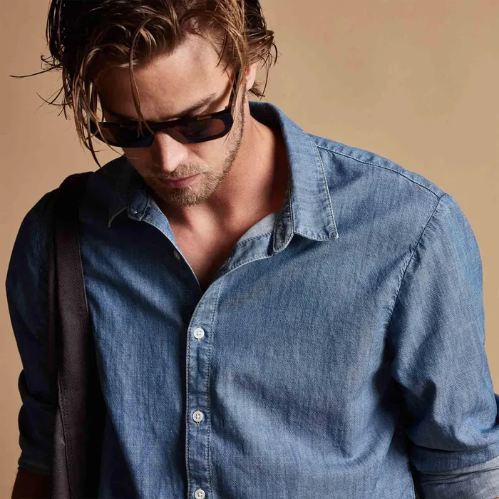 MEN James Perse SHIRTING Lightweight Denim Shirt Light Wash