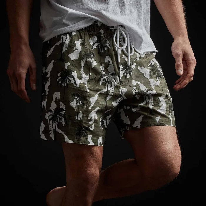 MEN James Perse SHORTS Camo Palm Print Short Jungle