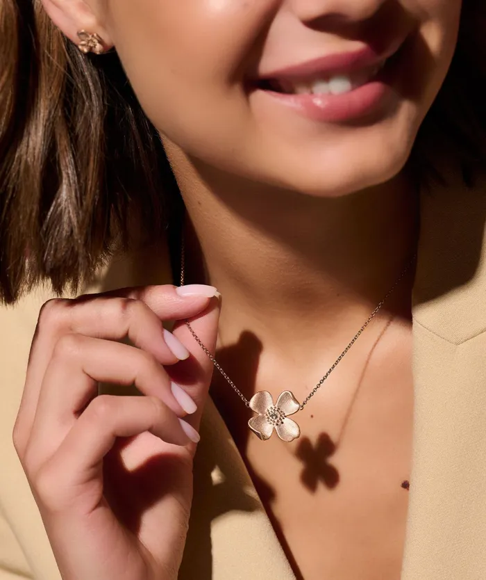 Olivia Burton Necklaces Women Dogwood Flower Carnation Gold Pendant Necklace