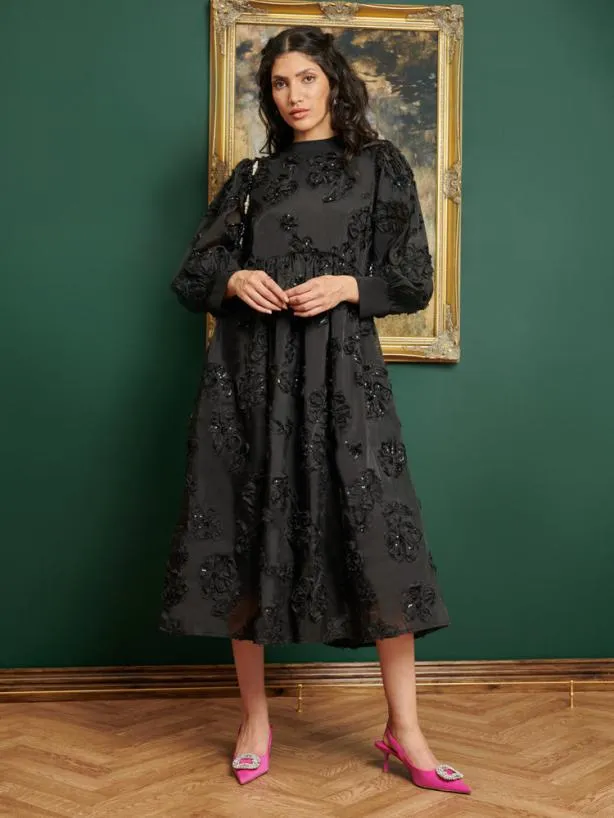 Sister Jane Dresses Womenswear DREAM Estelle Floral Midi Dress Coal Black