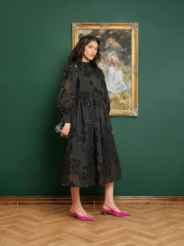 Sister Jane Dresses Womenswear DREAM Estelle Floral Midi Dress Coal Black