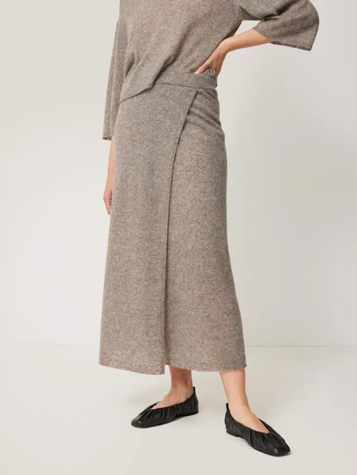 Soft Gauzy Knit Skirt Taupe Women Jigsaw Skirts