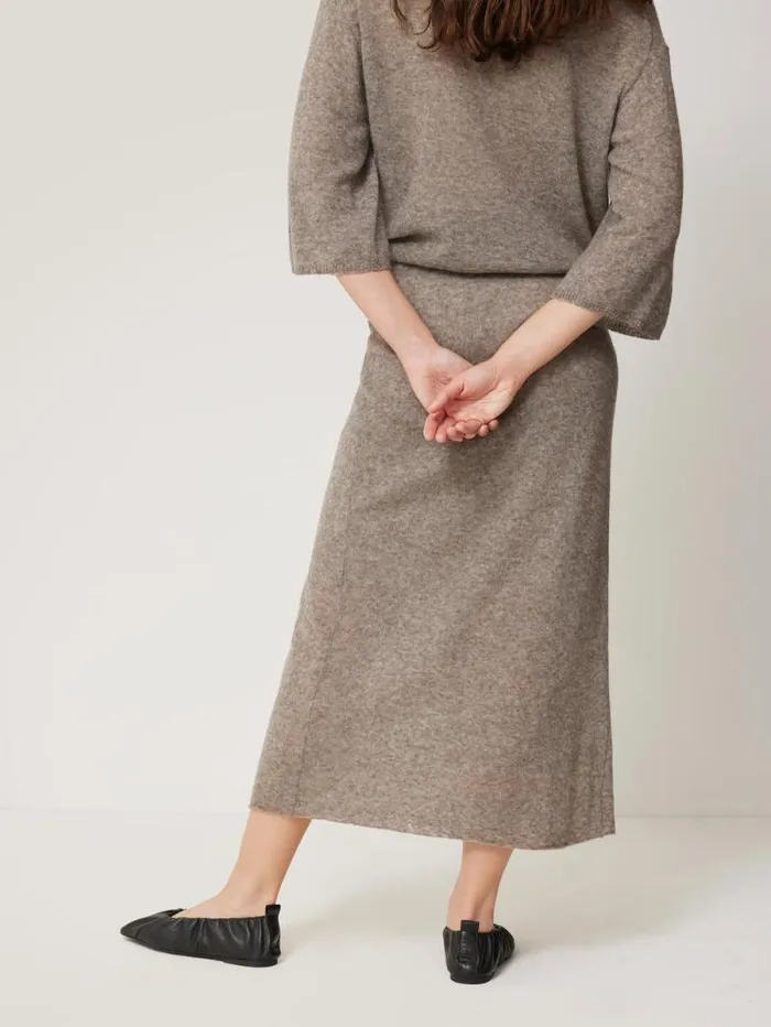 Soft Gauzy Knit Skirt Taupe Women Jigsaw Skirts