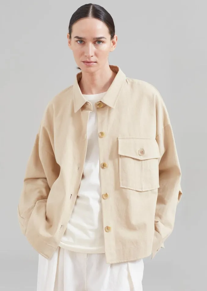 The Frankie Shop Arden Overshirt 8211 Beige Shop Outerwear