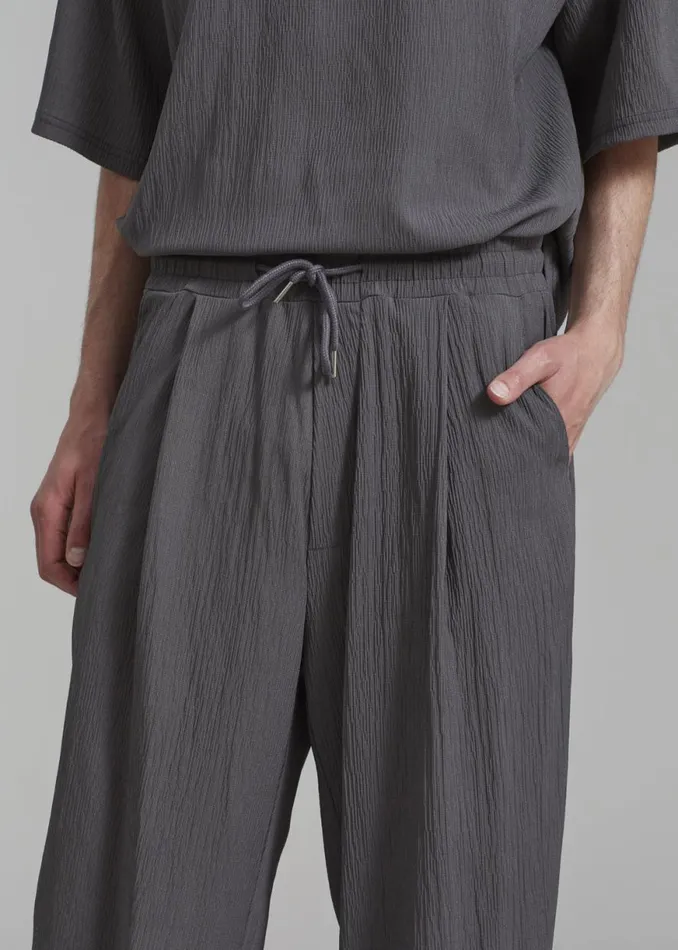 The Frankie Shop Eliott Crinkle Pants 8211 Charcoal Shop Clothing