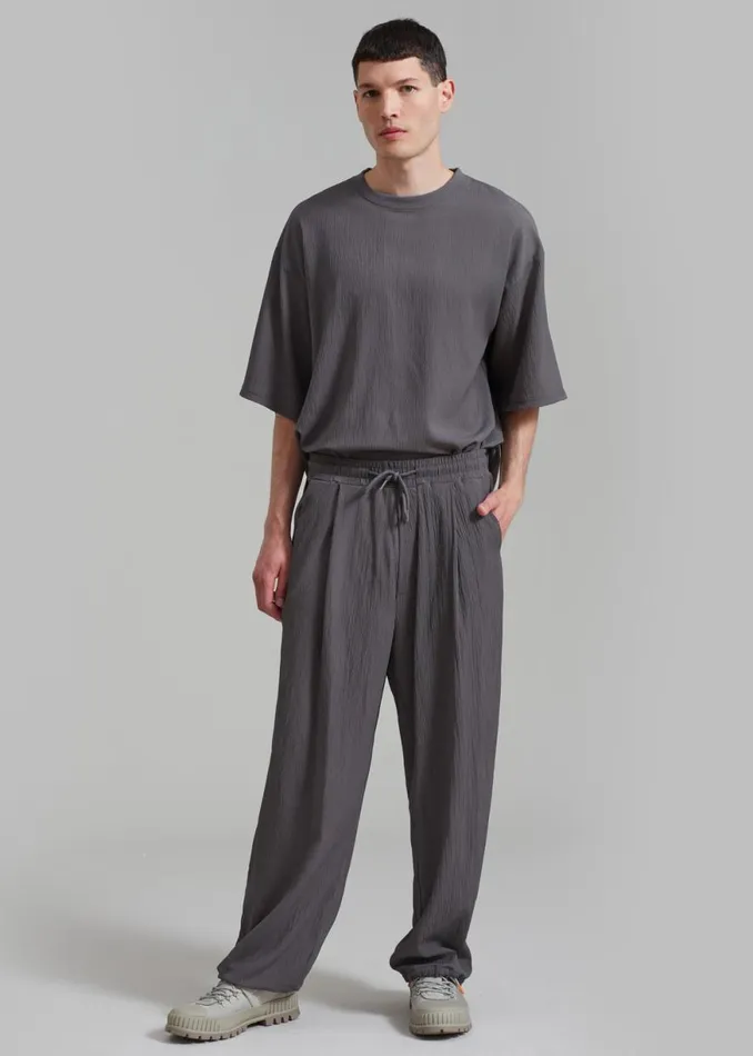 The Frankie Shop Eliott Crinkle Pants 8211 Charcoal Shop Clothing