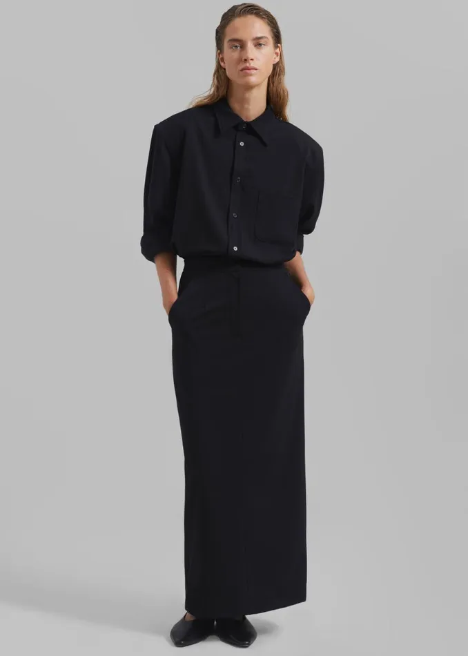 The Frankie Shop Hollis Back Slit Skirt 8211 Black Shop Clothing