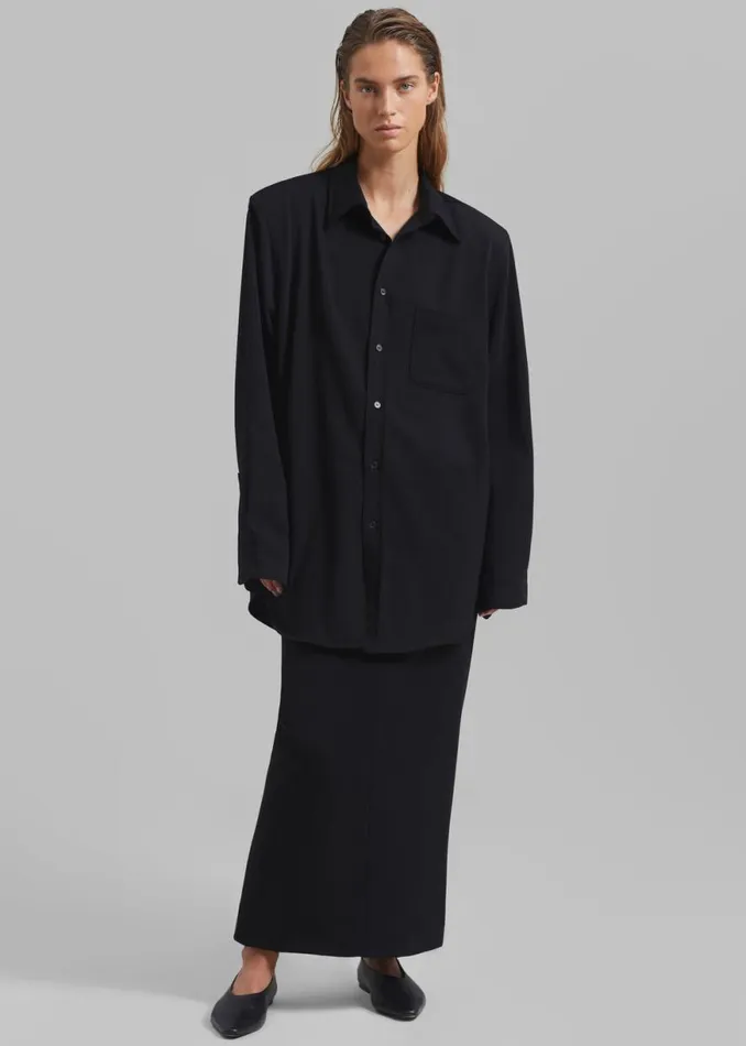 The Frankie Shop Hollis Back Slit Skirt 8211 Black Shop Clothing