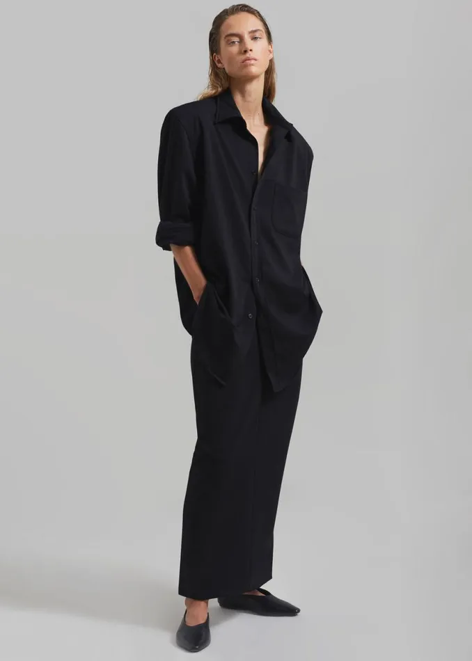 The Frankie Shop Hollis Back Slit Skirt 8211 Black Shop Clothing