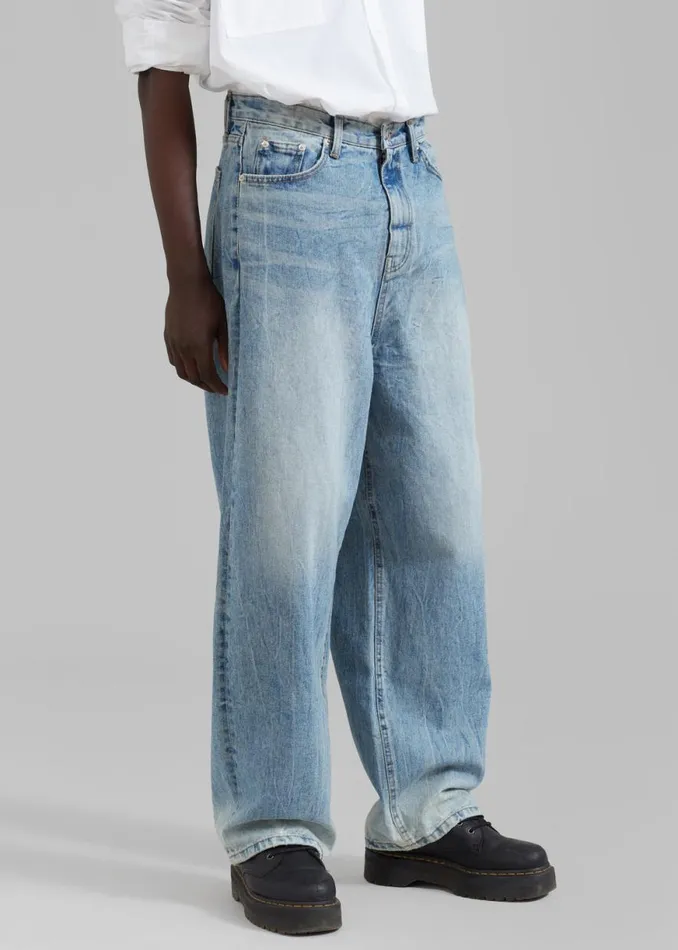 The Frankie Shop Kane Wide Jeans 8211 Blue Wash Shop Denim