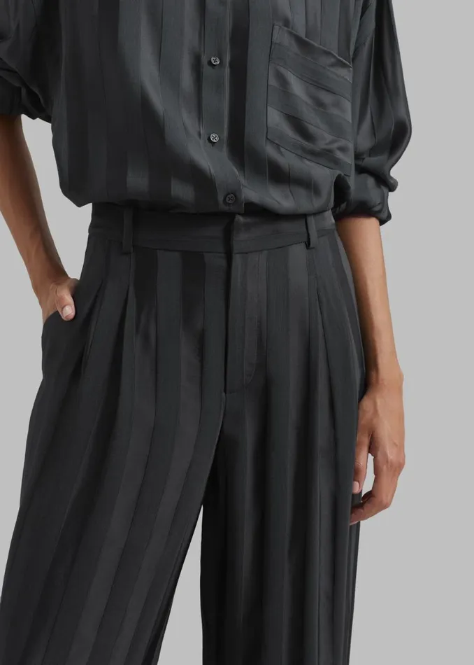 The Frankie Shop Loulou Studio Siaro Wide Leg Pants 8211 Grey Anthracite Shop Clothing