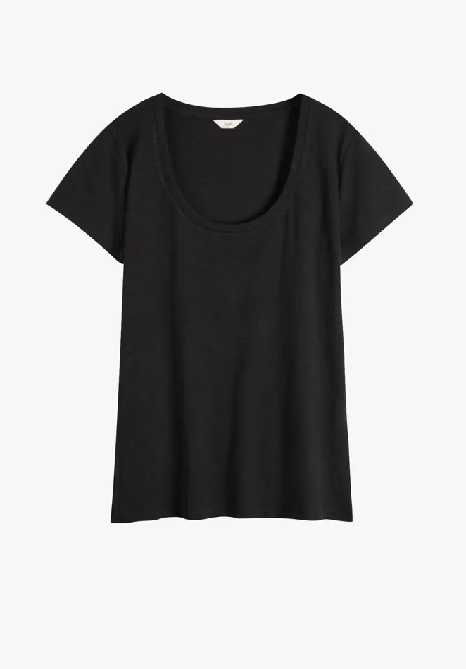 Tops and TShirts Women Hush Hari Scoop Neck Cotton Slub TShirt Black